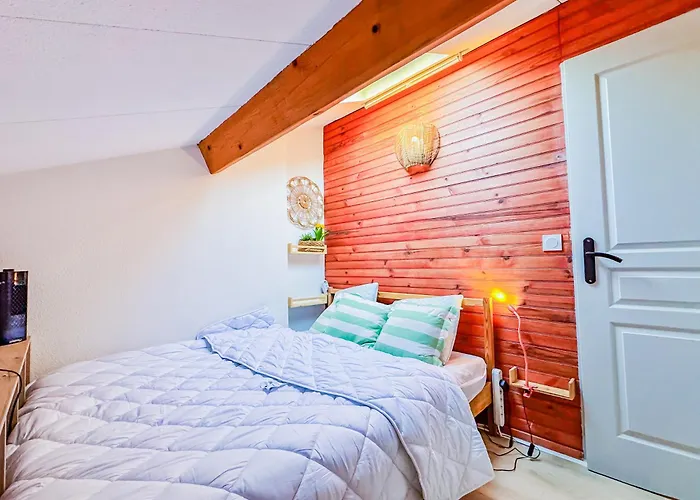 Maison Pour 4 Personnes Proche De La * Marseillan (Herault)